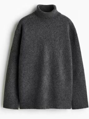 💌 B101-NN H&M Loose Fit, Oversized Turtle Neck